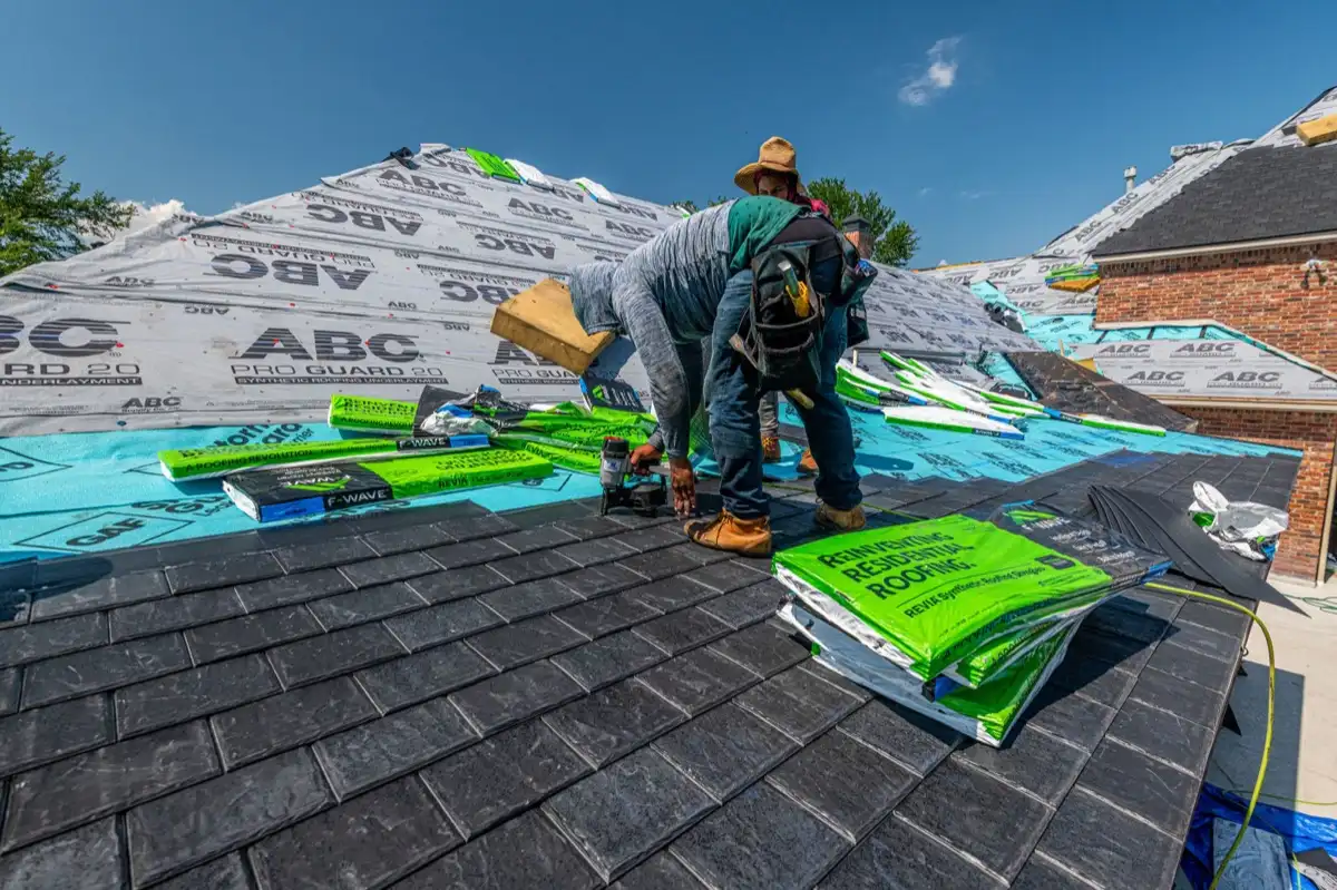 Emergency Roof Tarping & Board-Up in Edinburg, TX